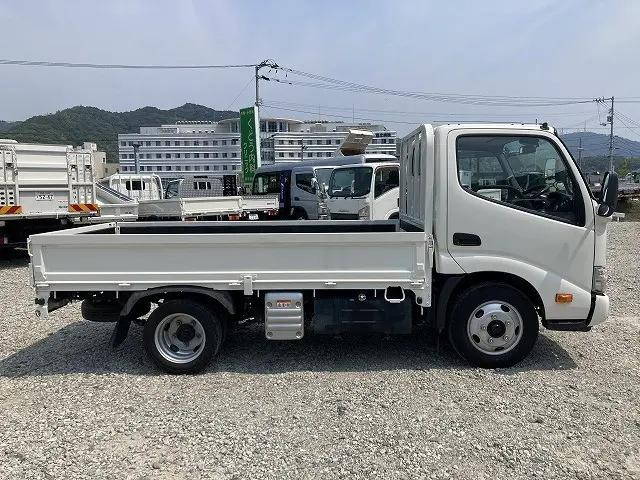 トヨタダイナ平ボディ小型（2t・3t）[写真06]
