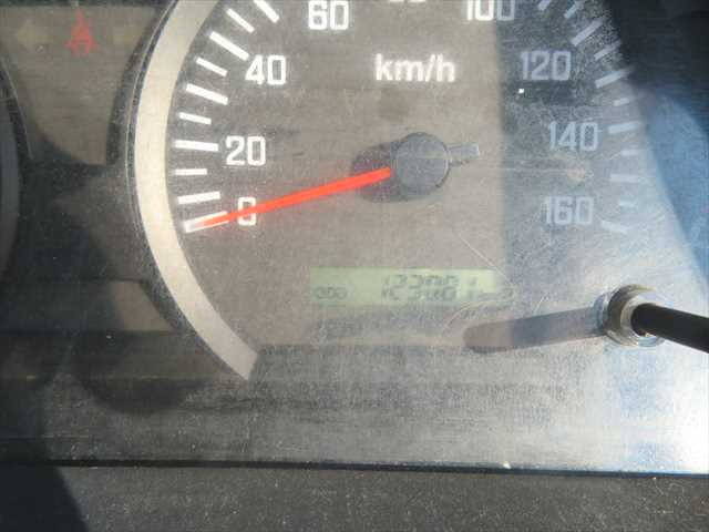 いすゞエルフパッカー車（塵芥車）小型（2t・3t）[写真21]