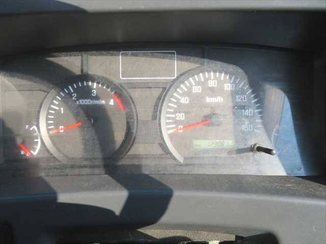 いすゞエルフパッカー車（塵芥車）小型（2t・3t）[写真25]