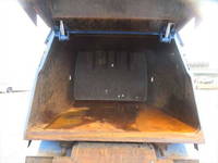 いすゞエルフパッカー車（塵芥車）小型（2t・3t）[写真30]