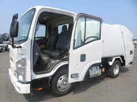 いすゞエルフパッカー車（塵芥車）小型（2t・3t）[写真02]