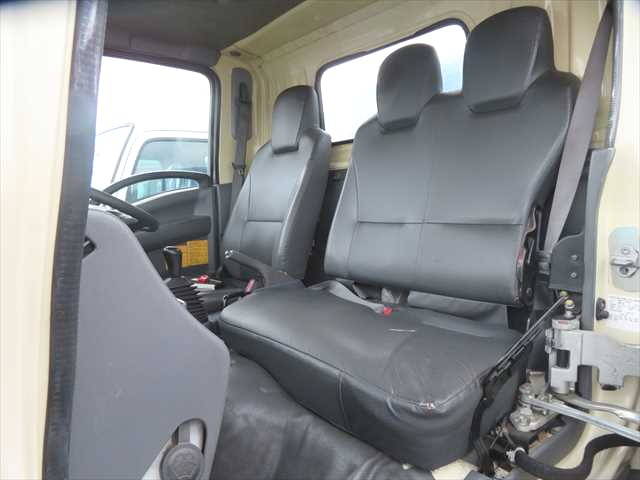 いすゞエルフパッカー車（塵芥車）小型（2t・3t）[写真37]