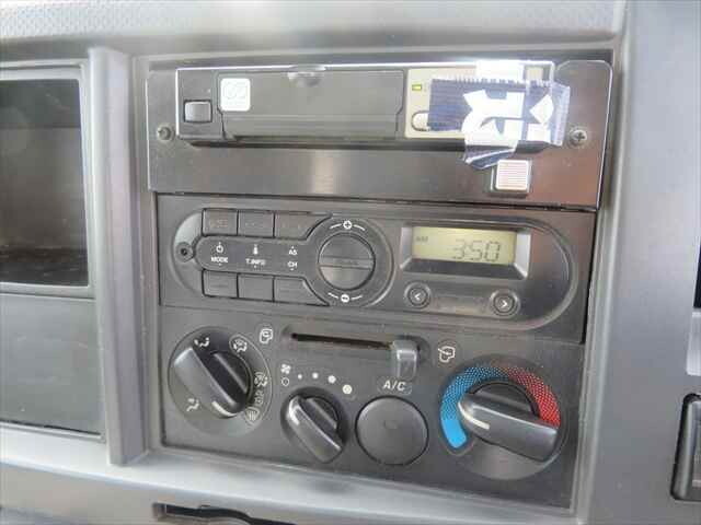 いすゞエルフパッカー車（塵芥車）小型（2t・3t）[写真38]