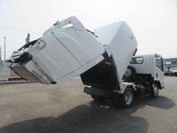 いすゞエルフパッカー車（塵芥車）小型（2t・3t）[写真05]