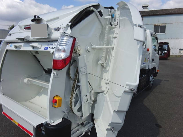 トヨタダイナパッカー車（塵芥車）小型（2t・3t）[写真12]