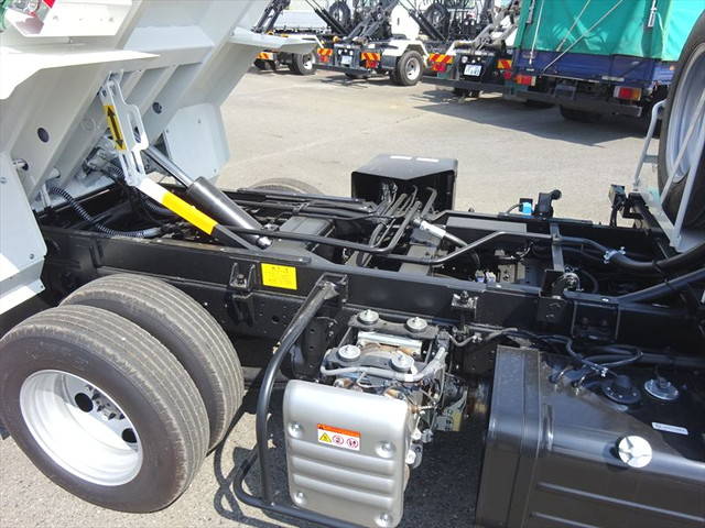 トヨタダイナパッカー車（塵芥車）小型（2t・3t）[写真07]