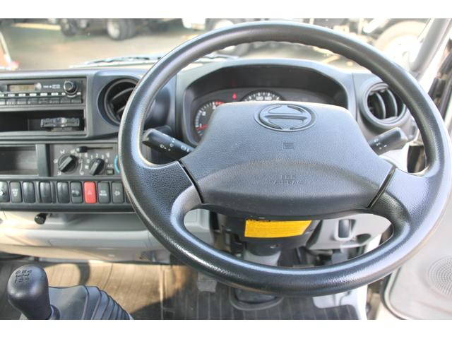 日野デュトロクレーン3段小型（2t・3t）[写真32]