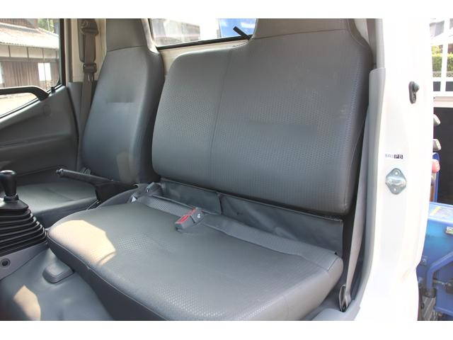 日野デュトロクレーン3段小型（2t・3t）[写真37]