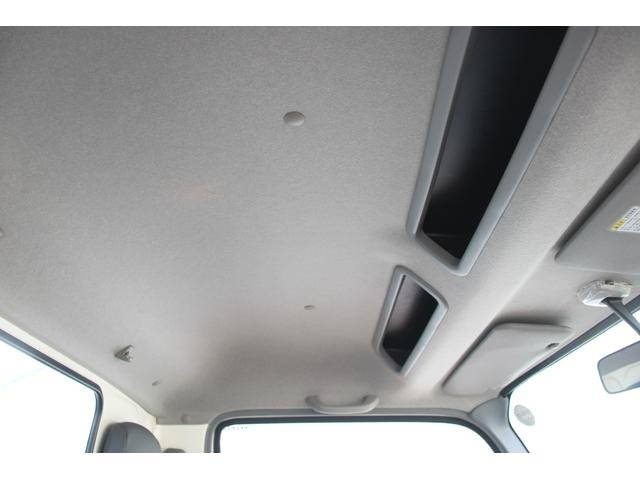 日野デュトロクレーン3段小型（2t・3t）[写真38]