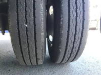 いすゞエルフ平ボディ小型（2t・3t）[写真15]