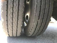 いすゞエルフ平ボディ小型（2t・3t）[写真17]