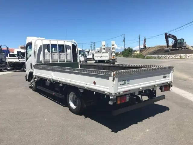 いすゞエルフ平ボディ小型（2t・3t）[写真02]