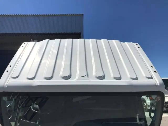 いすゞエルフ平ボディ小型（2t・3t）[写真22]