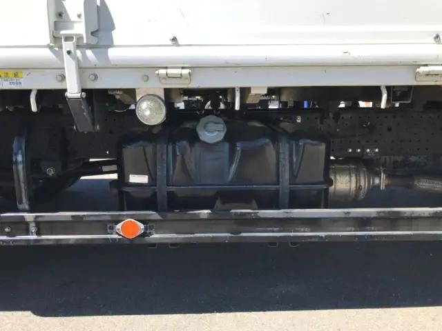 いすゞエルフ平ボディ小型（2t・3t）[写真38]