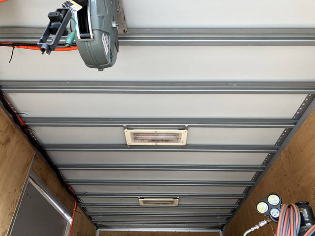 いすゞエルフその他の形状小型（2t・3t）[写真14]