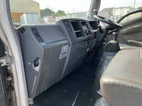 いすゞエルフその他の形状小型（2t・3t）[写真34]