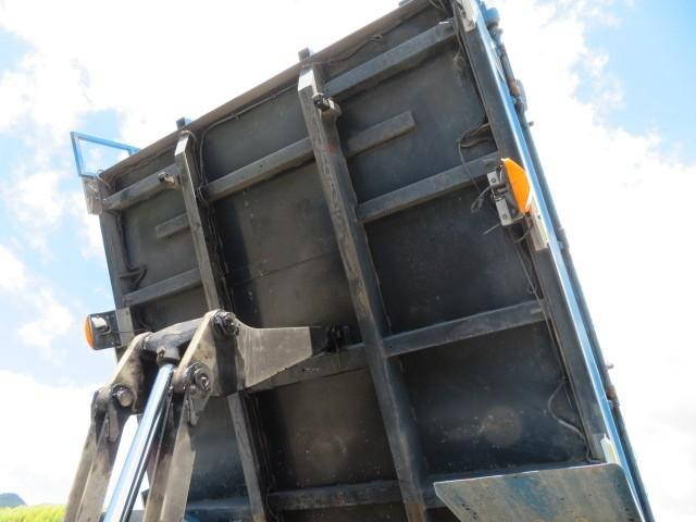 日野レンジャーダンプ増トン（6t・8t）[写真17]