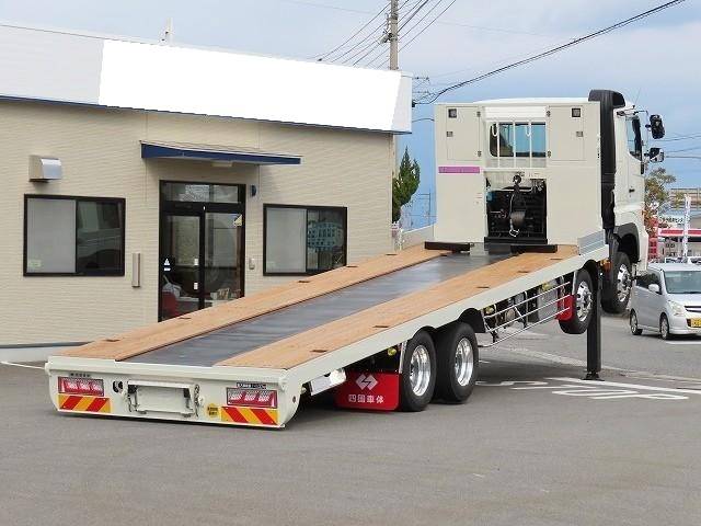 日野プロフィアセルフローダー大型（10t）[写真02]