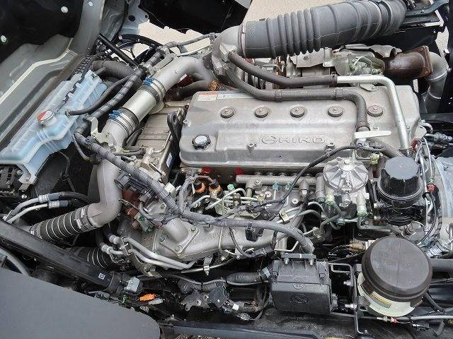 日野プロフィアセルフローダー大型（10t）[写真25]