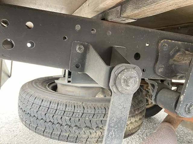 いすゞエルフダブルキャブ（Wキャブ）小型（2t・3t）[写真16]