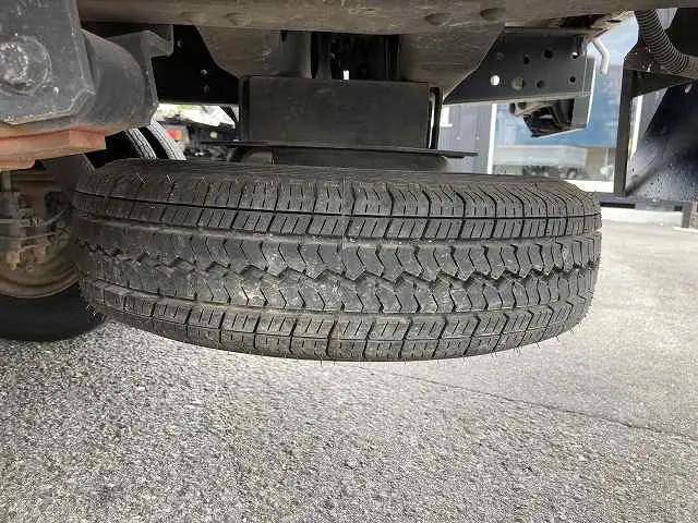 いすゞエルフダブルキャブ（Wキャブ）小型（2t・3t）[写真22]