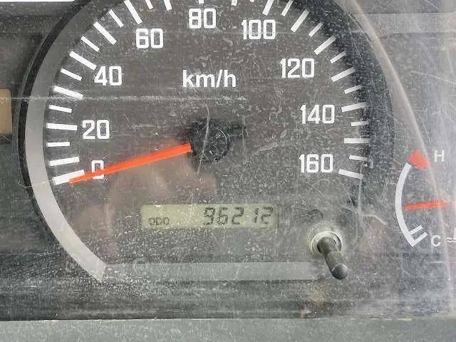 いすゞエルフダブルキャブ（Wキャブ）小型（2t・3t）[写真37]