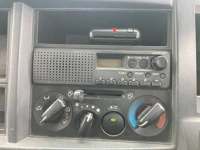 いすゞエルフダブルキャブ（Wキャブ）小型（2t・3t）[写真39]