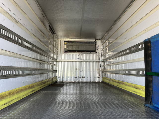 日野レンジャー冷凍車（冷蔵車）中型（4t）[写真11]