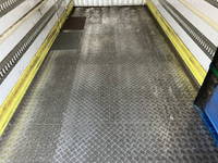 日野レンジャー冷凍車（冷蔵車）中型（4t）[写真12]