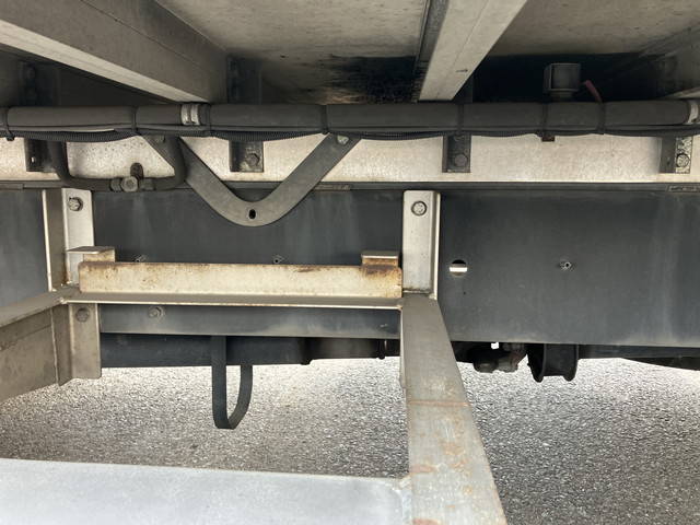 日野レンジャー冷凍車（冷蔵車）中型（4t）[写真26]