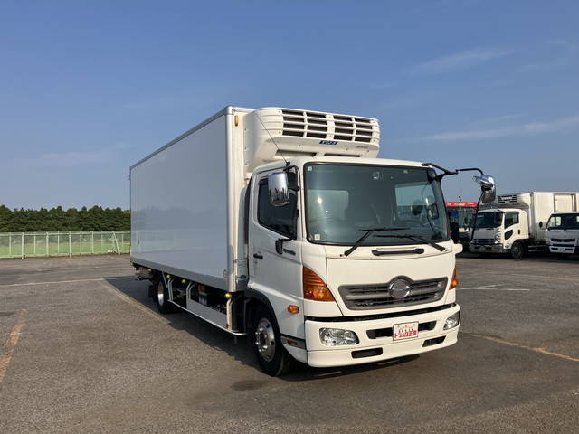 日野レンジャー冷凍車（冷蔵車）中型（4t）[写真03]