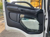 日野レンジャー冷凍車（冷蔵車）中型（4t）[写真31]