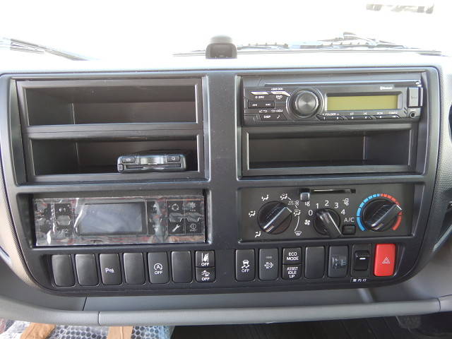 トヨタその他の車種冷凍車（冷蔵車）小型（2t・3t）[写真22]