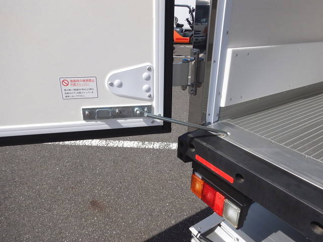 トヨタその他の車種冷凍車（冷蔵車）小型（2t・3t）[写真26]