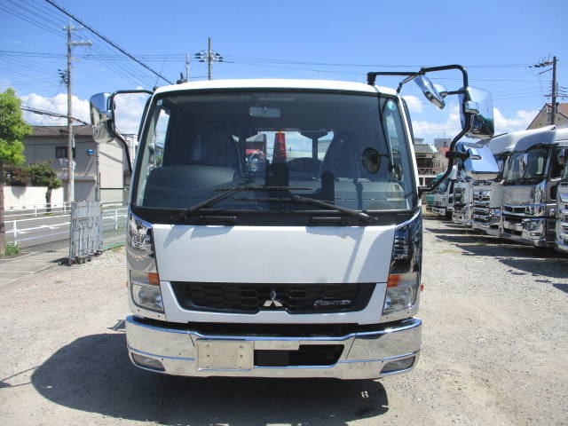 三菱ふそうファイターコンテナ専用車中型（4t）[写真04]