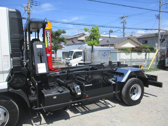 三菱ふそうファイターコンテナ専用車中型（4t）[写真05]
