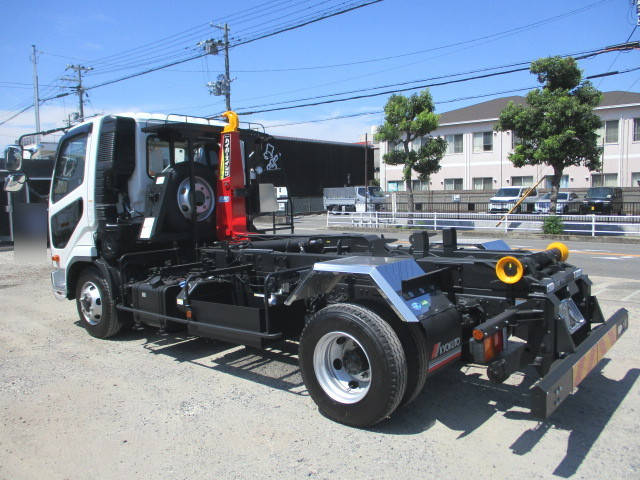 三菱ふそうファイターコンテナ専用車中型（4t）[写真06]