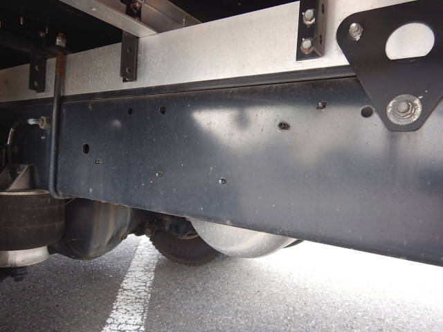 日野レンジャーアルミウイング中型（4t）[写真11]