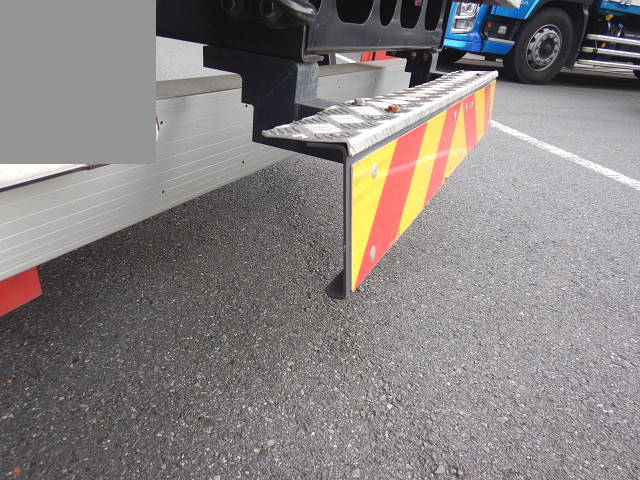 日野レンジャーアルミウイング中型（4t）[写真25]