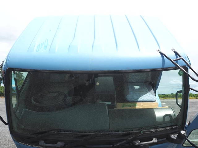 UDトラックスコンドルセルフクレーン4段増トン（6t・8t）[写真21]