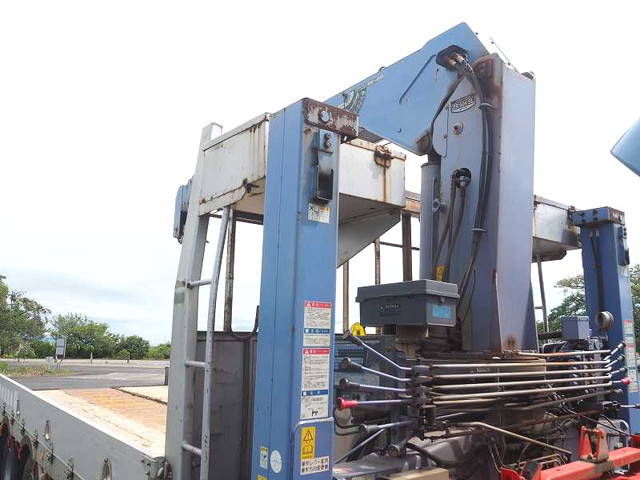 UDトラックスコンドルセルフクレーン4段増トン（6t・8t）[写真23]