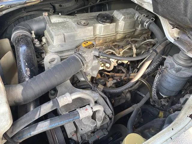 三菱ふそうキャンターガッツダブルキャブ（Wキャブ）小型（2t・3t）[写真10]