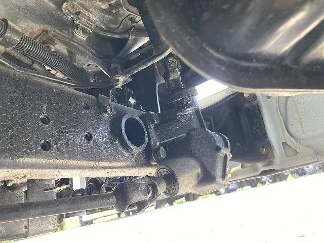 三菱ふそうキャンターガッツダブルキャブ（Wキャブ）小型（2t・3t）[写真11]