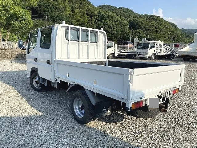 三菱ふそうキャンターガッツダブルキャブ（Wキャブ）小型（2t・3t）[写真02]