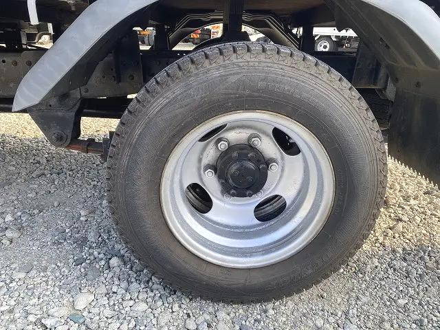 三菱ふそうキャンターガッツダブルキャブ（Wキャブ）小型（2t・3t）[写真23]