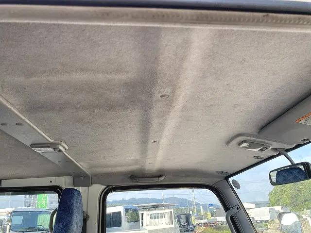 三菱ふそうキャンターガッツダブルキャブ（Wキャブ）小型（2t・3t）[写真28]