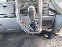 三菱ふそうキャンターガッツダブルキャブ（Wキャブ）小型（2t・3t）[写真31]