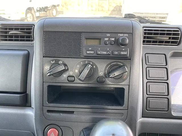 三菱ふそうキャンターガッツダブルキャブ（Wキャブ）小型（2t・3t）[写真31]