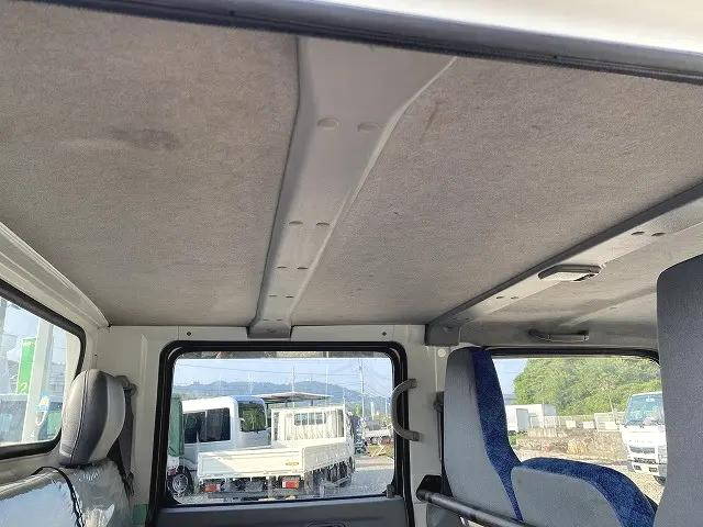 三菱ふそうキャンターガッツダブルキャブ（Wキャブ）小型（2t・3t）[写真34]