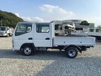 三菱ふそうキャンターガッツダブルキャブ（Wキャブ）小型（2t・3t）[写真05]